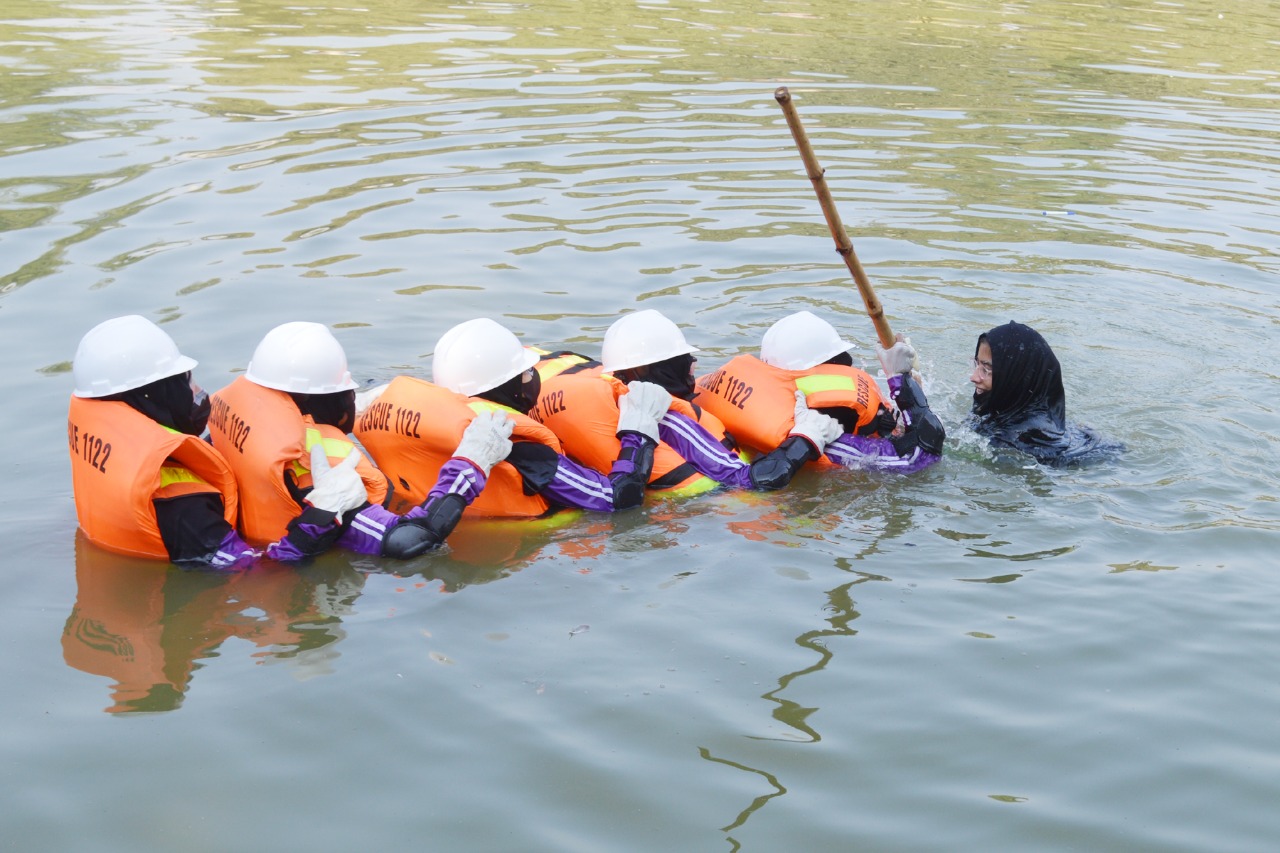 Water rescue training
